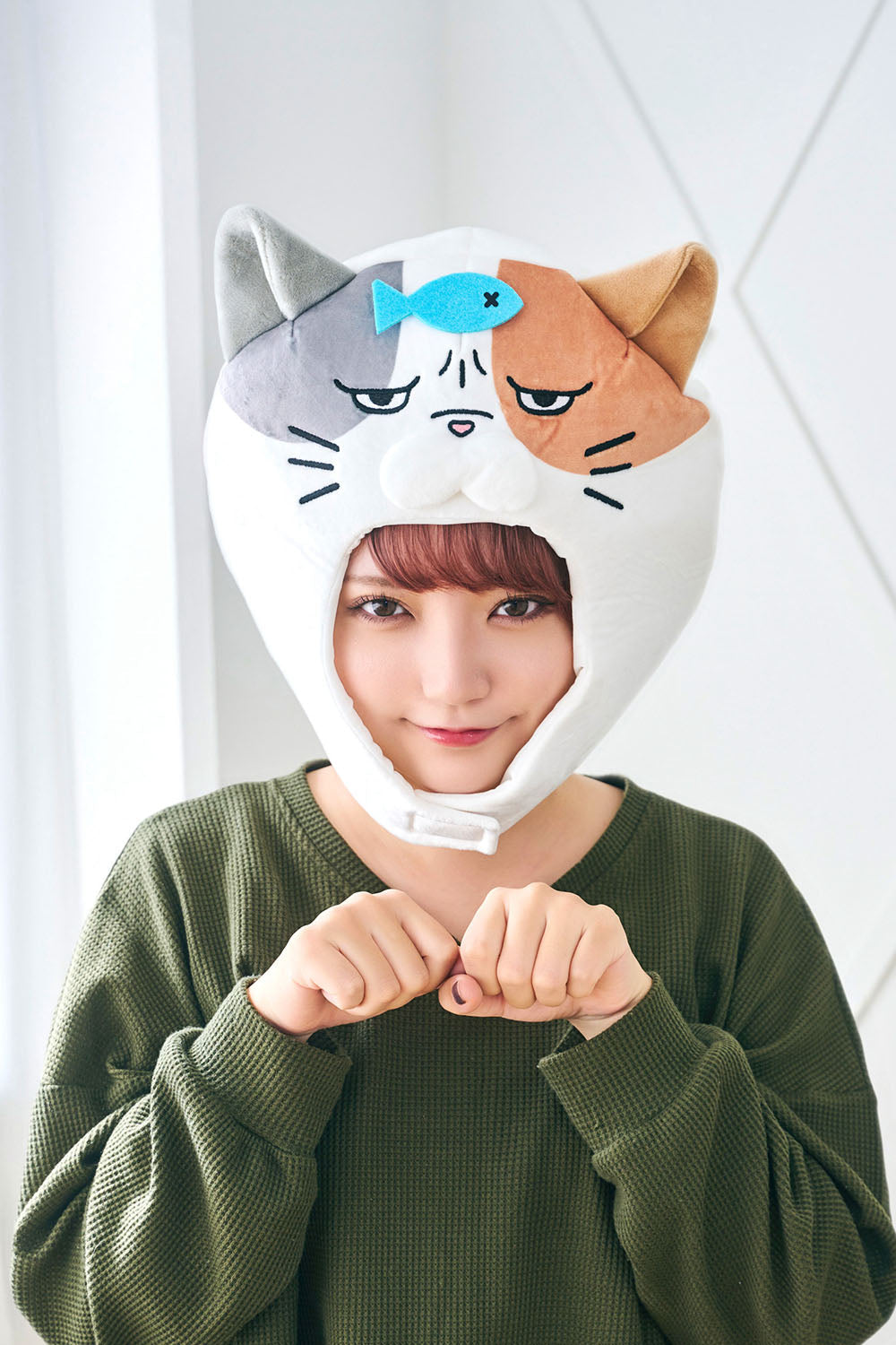 [New] コスプレ小物 かぶりもの 被り物 ねこ かぶりもん 三毛猫かぶりもの ユニセックス フリーサイズ ホワイト【クリアストーン】