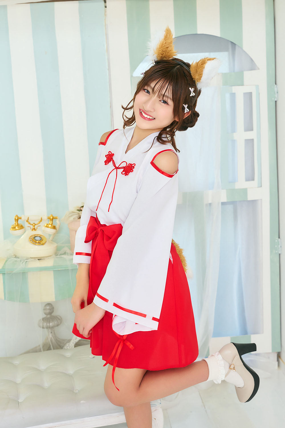 [NEW] コスプレ ジュニア こども キツネ COSCHU! きつね巫女 140～150cm レッド 【クリアストーン】