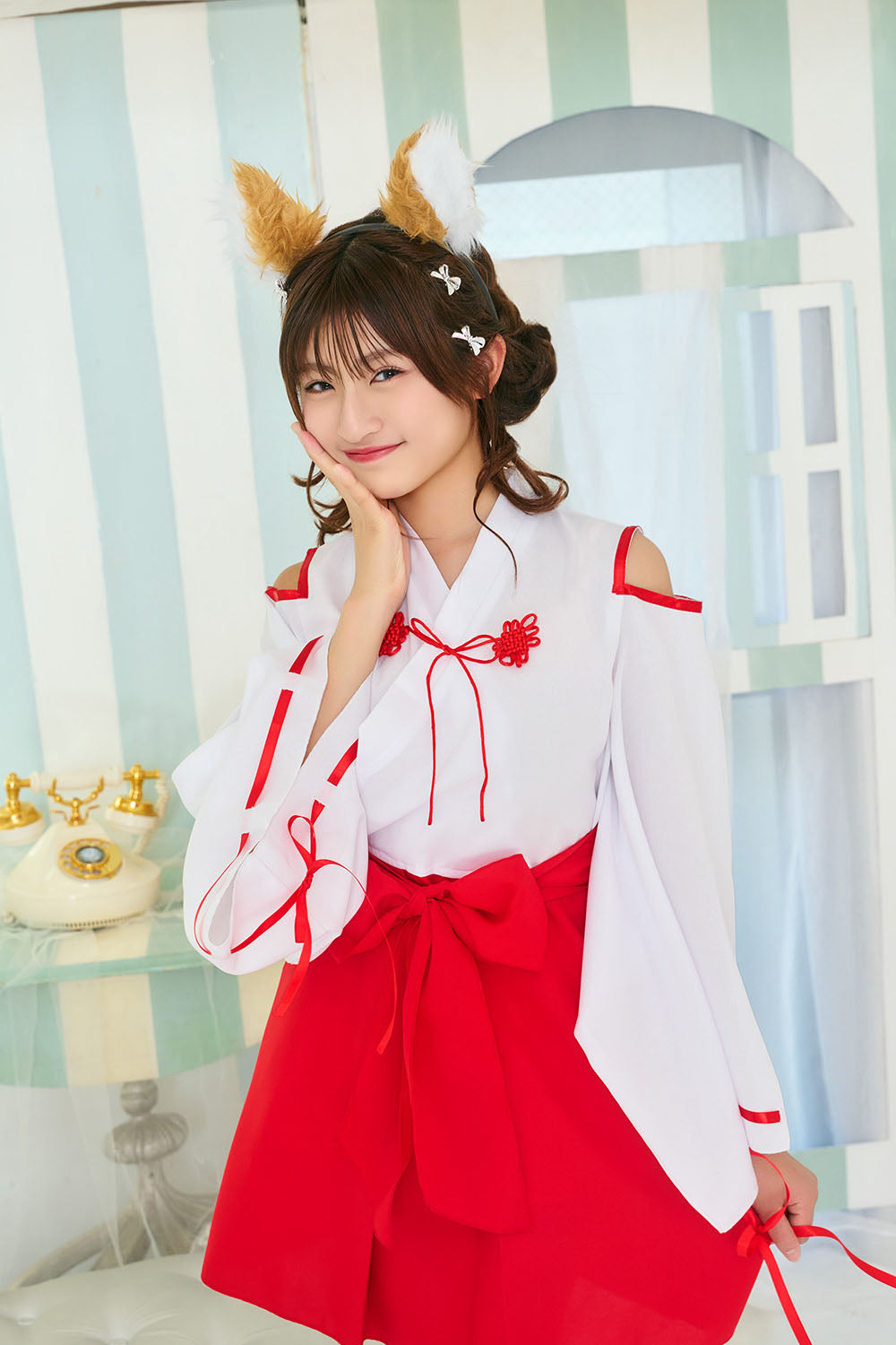 [NEW] コスプレ ジュニア こども キツネ COSCHU! きつね巫女 140～150cm レッド 【クリアストーン】